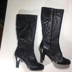 WIDE WIDTH  SOFFT BLACK LEATHER 1960’s RETRO BOOTS